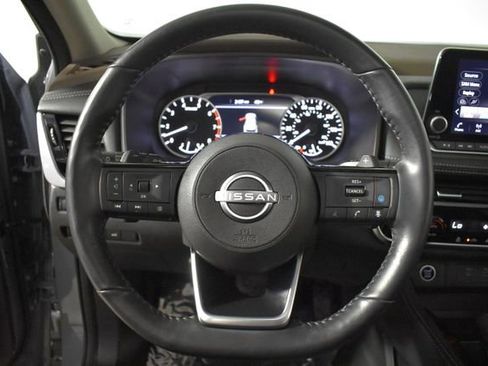 Used 2023 Nissan Rogue SL AWD/4WD image 15