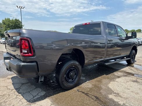 Used 2025 RAM 2500 Tradesman AWD/4WD image 4