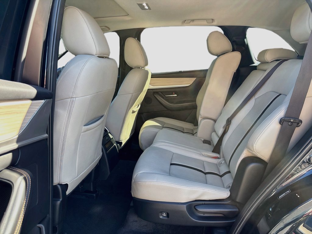 Certified 2024 MAZDA CX-90 Plug-In Hybrid w/ Preferred AWD/4WD image 25
