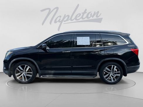 Used 2018 Honda Pilot Touring image 2