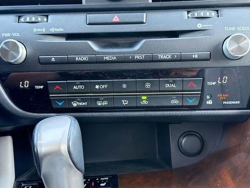 Used 2019 Lexus RX 350 AWD w/ Premium Package image 44