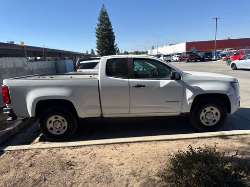 Used 2020 Chevrolet Colorado W/T w/ WT Convenience Package RWD image 4