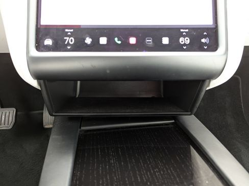 Used 2020 Tesla Model X Long Range AWD/4WD image 24