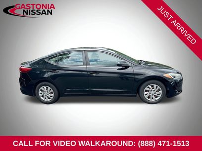 Used 2018 Hyundai Elantra SE