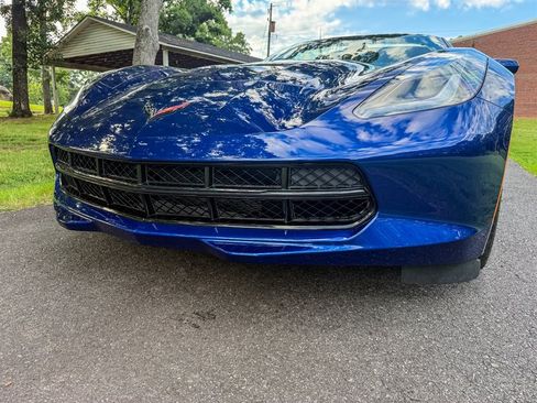 Used 2017 Chevrolet Corvette Stingray Coupe w/ Carbon Flash Badge Package RWD image 20