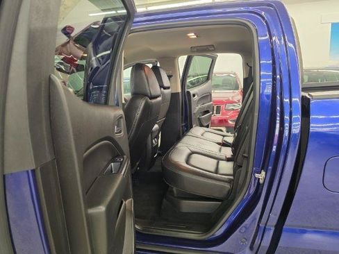 Used 2015 Chevrolet Colorado LT w/ Luxury Package RWD image 9