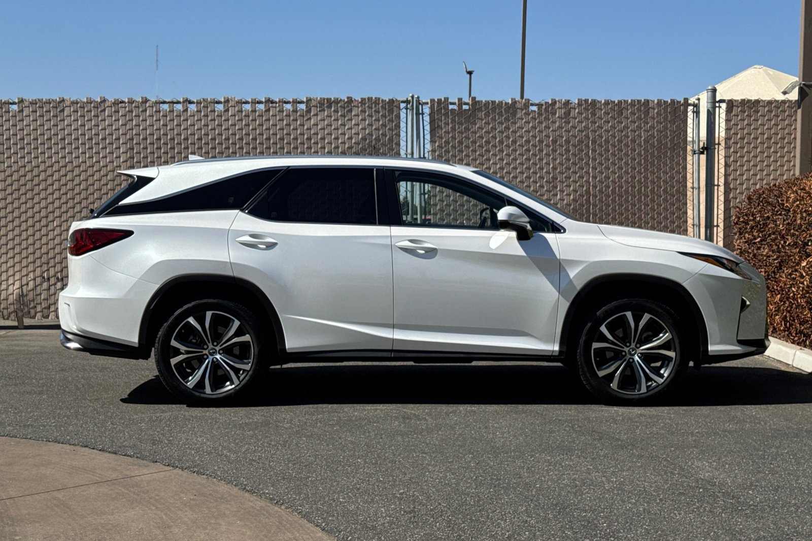 Used 2019 Lexus RX 350L FWD image 3