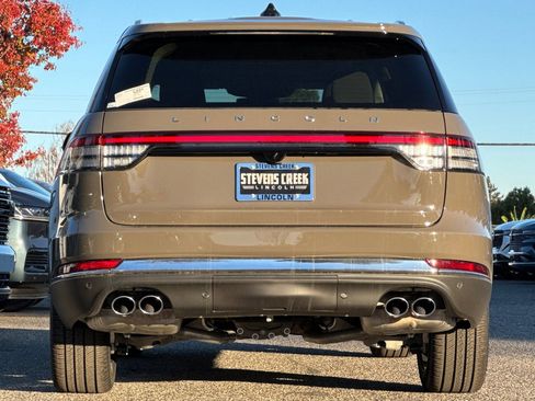 New 2026 Lincoln Aviator Reserve AWD/4WD image 6