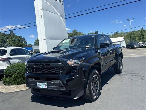 Certified 2026 Toyota Tacoma TRD Sport AWD/4WD image 11