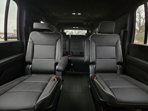 New 2026 GMC Yukon XL Elevation w/ Elevation Premium Package image 15