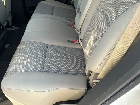 Used 2012 Ford Edge SEL FWD image 19