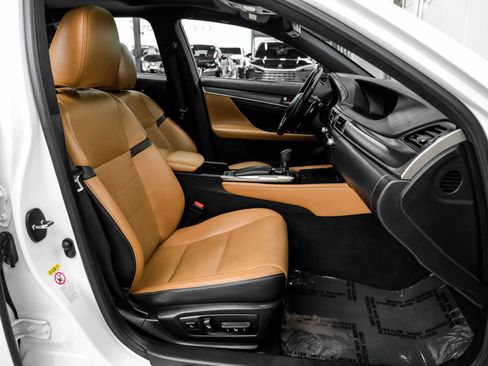 Used 2019 Lexus GS 350 F Sport RWD image 38