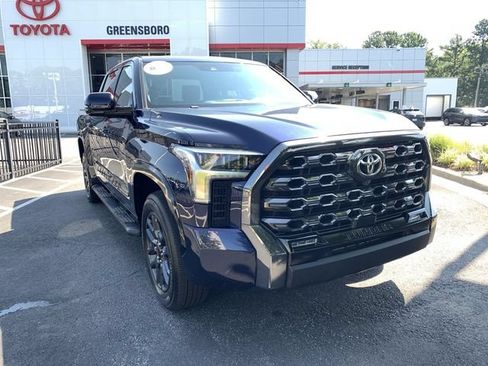 Used 2022 Toyota Tundra Platinum AWD/4WD image 2