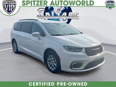 Certified 2022 Chrysler Pacifica Touring-L