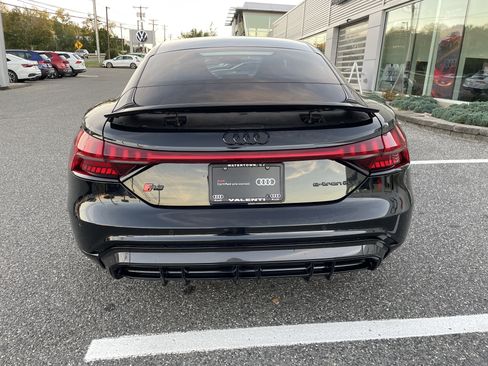 Used 2023 Audi RS e-tron GT w/ Carbon Performance Package image 9