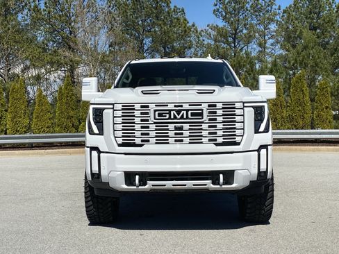Used 2026 GMC Sierra 3500 Denali w/ Denali Reserve Package AWD/4WD image 12