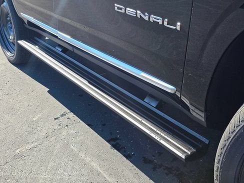 New 2026 GMC Yukon Denali w/ Denali Reserve Package AWD/4WD image 20