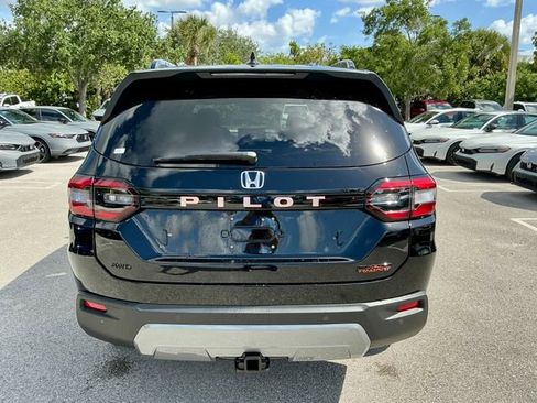 New 2026 Honda Pilot TrailSport image 5