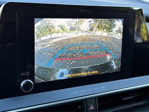 Used 2023 Toyota Prius LE image 22