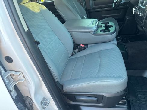 Used 2015 RAM 1500 Express AWD/4WD image 7