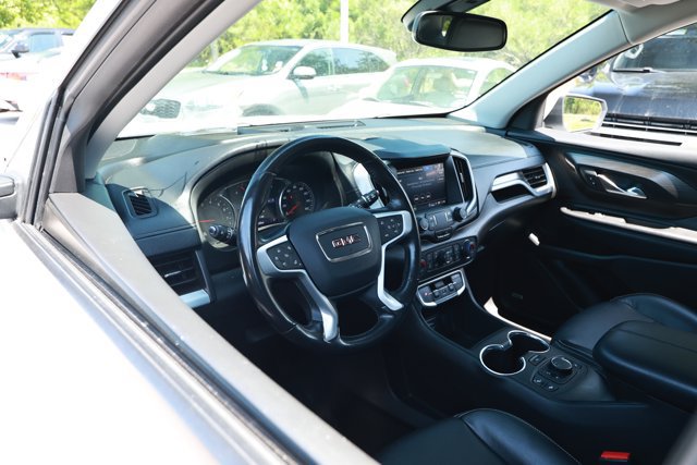 Used 2022 GMC Terrain SLT w/ Infotainment Package II FWD image 29
