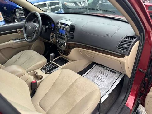 Used 2010 Hyundai Santa Fe GLS image 13
