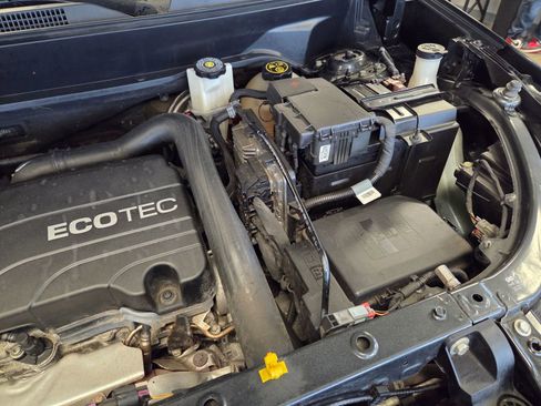 Used 2018 Chevrolet Equinox LT image 71