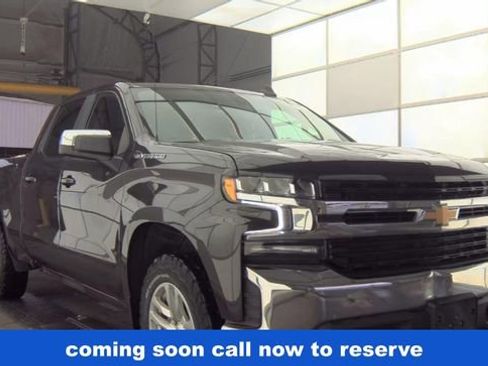 Used 2021 Chevrolet Silverado 1500 LT image 1