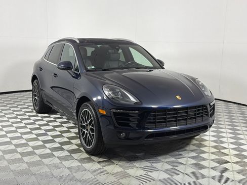 Used 2018 Porsche Macan S w/ Premium Package AWD/4WD image 3