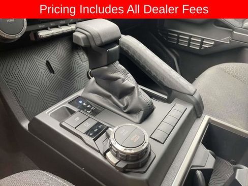 Used 2026 Toyota 4Runner SR5 AWD/4WD image 34