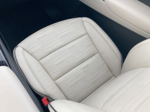 Used 2021 Cadillac Escalade Sport w/ Driver Assist Tech Package image 32