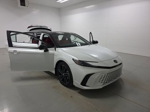 New 2026 Toyota Camry XSE image 8