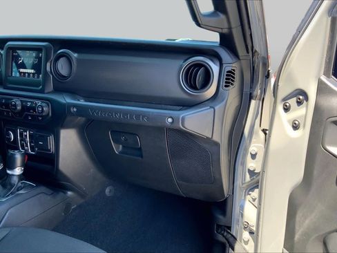 Used 2023 Jeep Wrangler Unlimited Sport AWD/4WD image 17