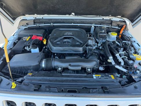 Used 2023 Jeep Wrangler Sahara 4xe w/ Cold Weather Group image 9