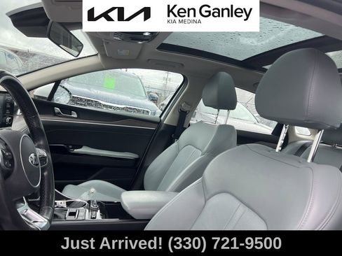 Used 2021 Kia K5 EX image 11