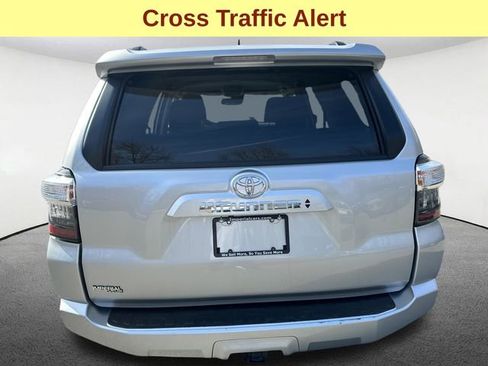 Certified 2024 Toyota 4Runner SR5 AWD/4WD image 10