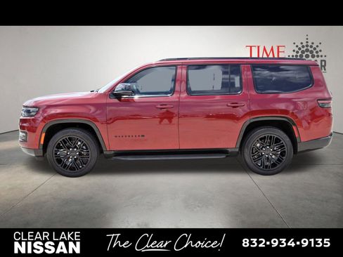 Used 2024 Jeep Wagoneer Series II AWD/4WD image 4