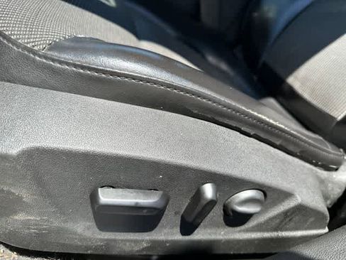 Used 2015 Chevrolet Malibu LT FWD image 7