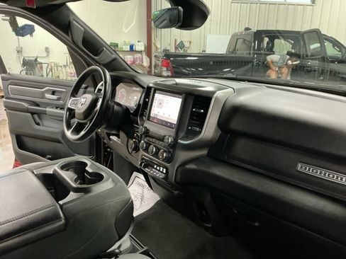 Used 2022 RAM 1500 Big Horn AWD/4WD image 21