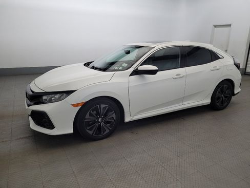 Used 2017 Honda Civic EX-L image 2