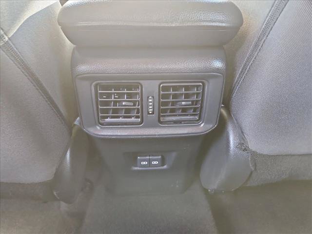 Used 2023 Toyota RAV4 XLE AWD/4WD image 16