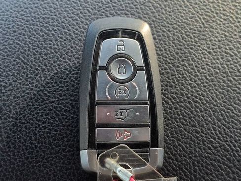 Used 2019 Ford Expedition Max Limited w/ Special Edition Package AWD/4WD image 30