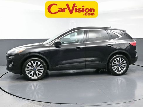 Used 2022 Ford Escape Titanium image 6