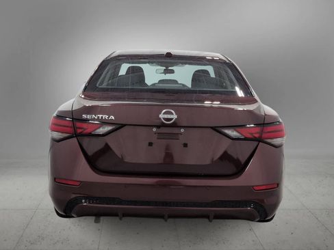 Used 2025 Nissan Sentra SV image 7