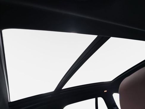 New 2026 BMW X5 sDrive40i image 18