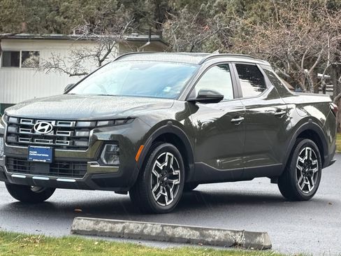 Certified 2025 Hyundai Santa Cruz Limited image 9