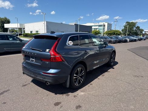 Used 2020 Volvo XC60 T5 Momentum w/ Protection Package AWD/4WD image 5
