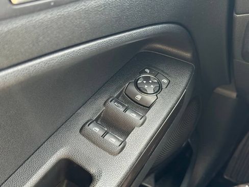 Used 2019 Ford EcoSport SE w/ SE Convenience Package AWD/4WD image 34