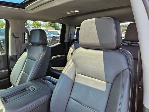 Used 2022 GMC Sierra 1500 SLT w/ SLT Premium Plus Package AWD/4WD image 26
