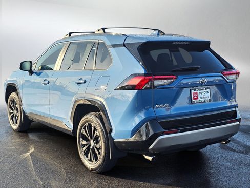 Used 2024 Toyota RAV4 SE w/ Weather Package image 3